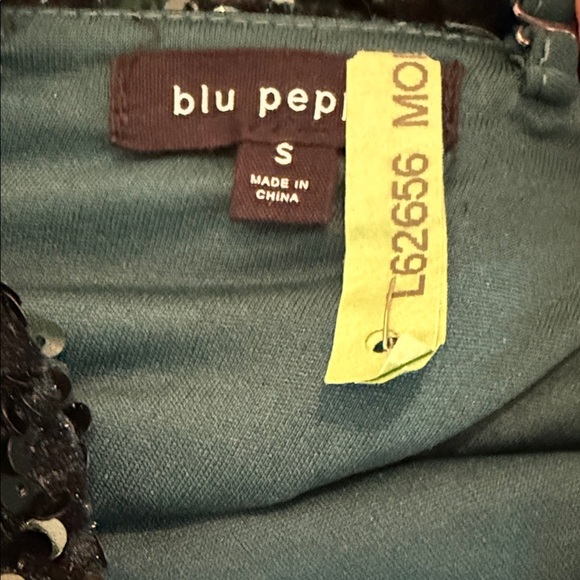 Festive Emerald Green Sequin Mini Dress featuring   Feather Bust Trim - Picture 6 of 6